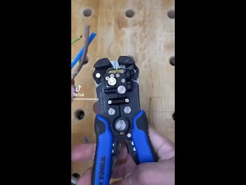 Self Adjustable Wire Stripper and Cutter 11061